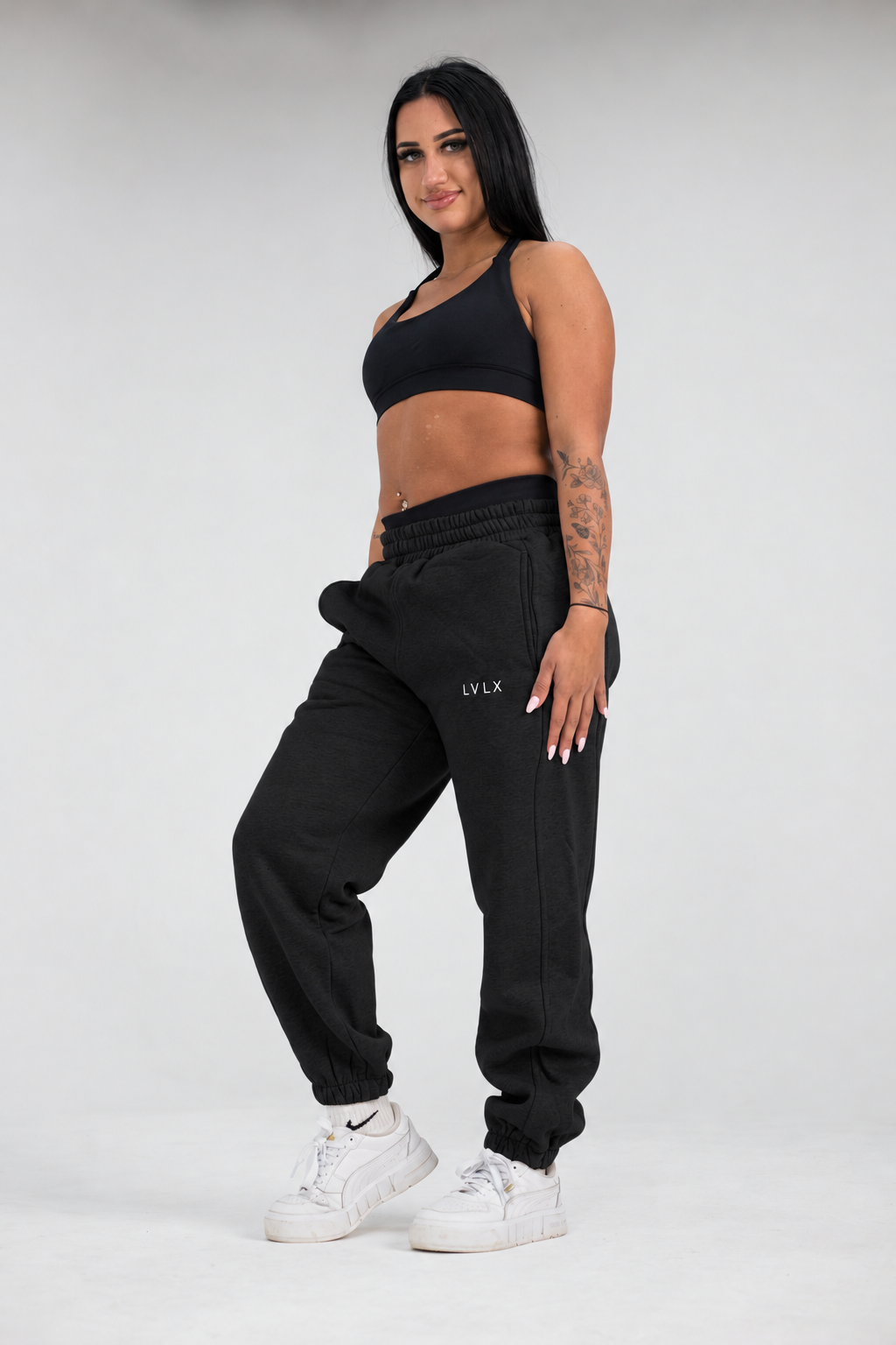 Apex Joggers - Women (Onyx)
