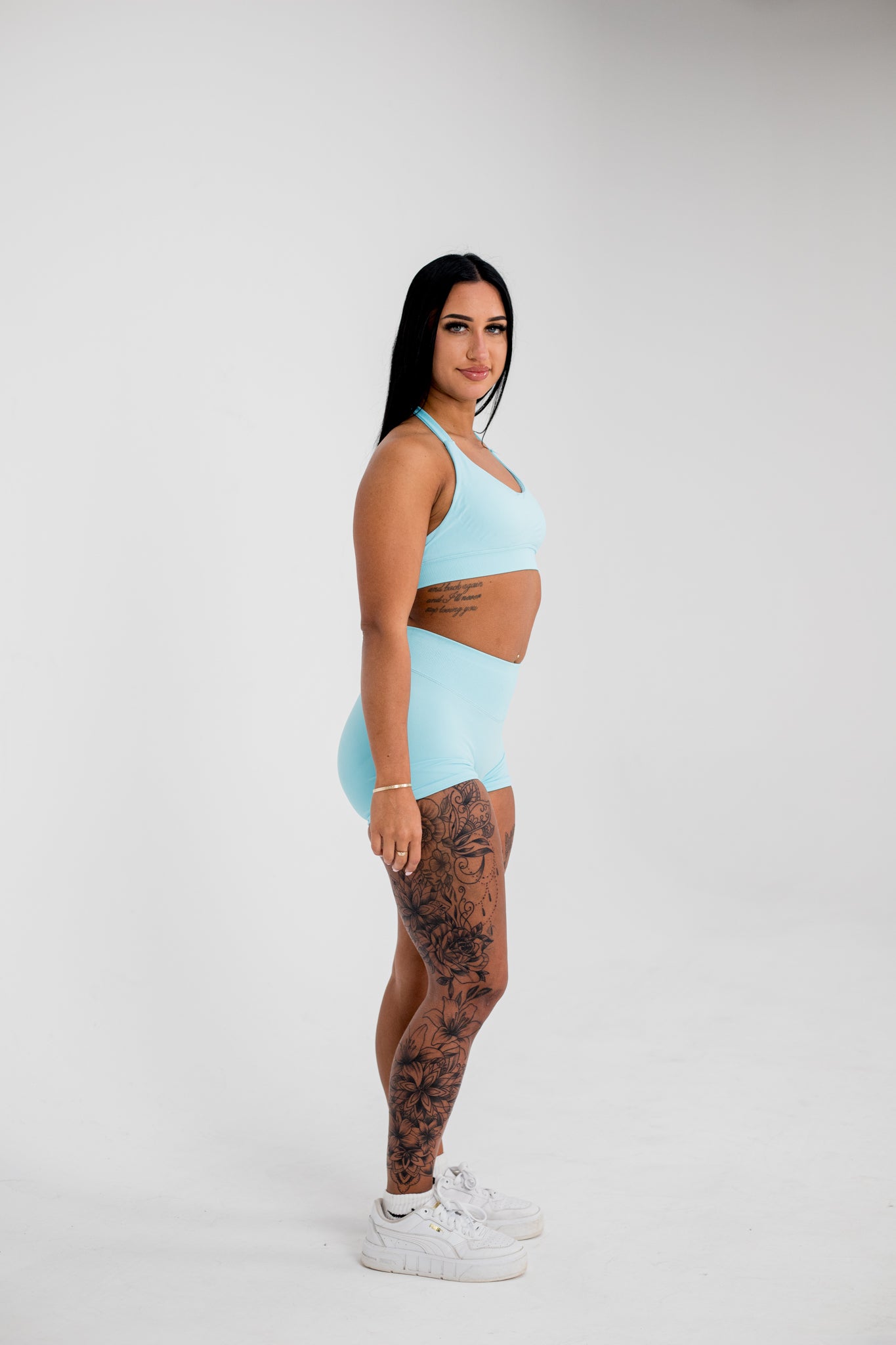 Sculpt Halter Bra (Ice)