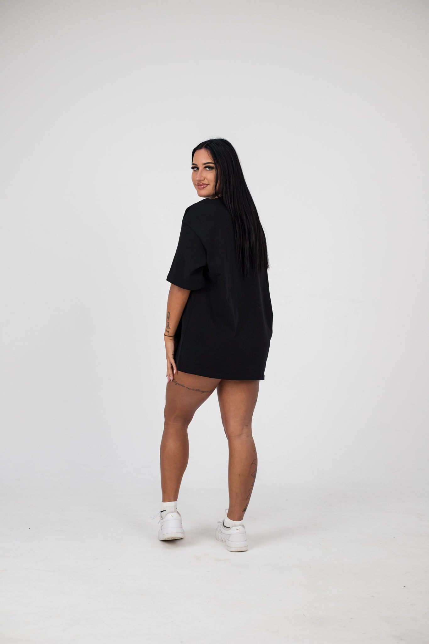 Core Oversized Tee - Women (Onyx)