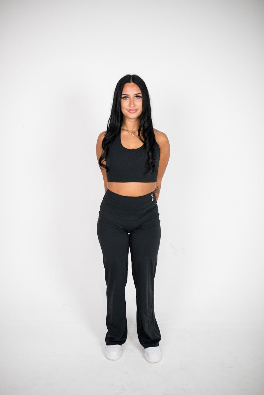 Cloud Halter Bra (Jet Black)