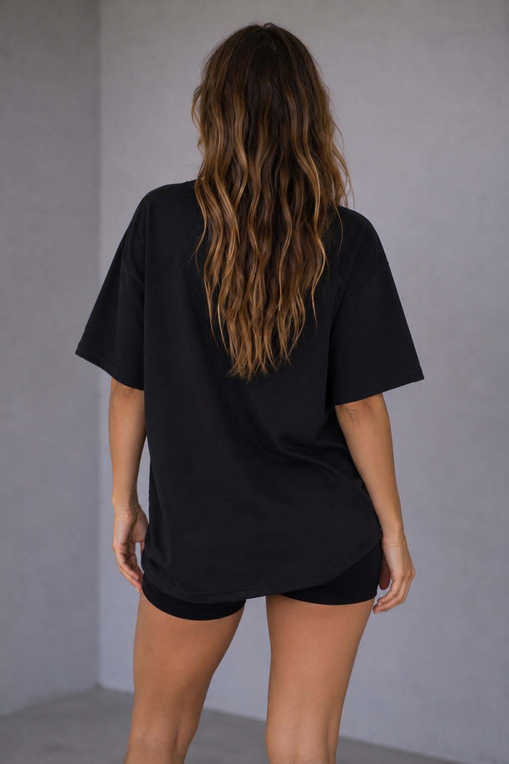 Core Oversized Tee - Women (Onyx)
